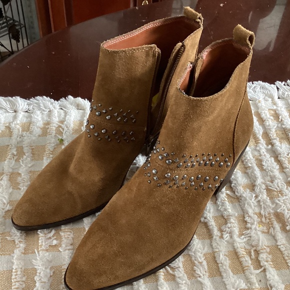Lucky Brand Latinia Studded Bootie size 6.5  NEW - Picture 5 of 6